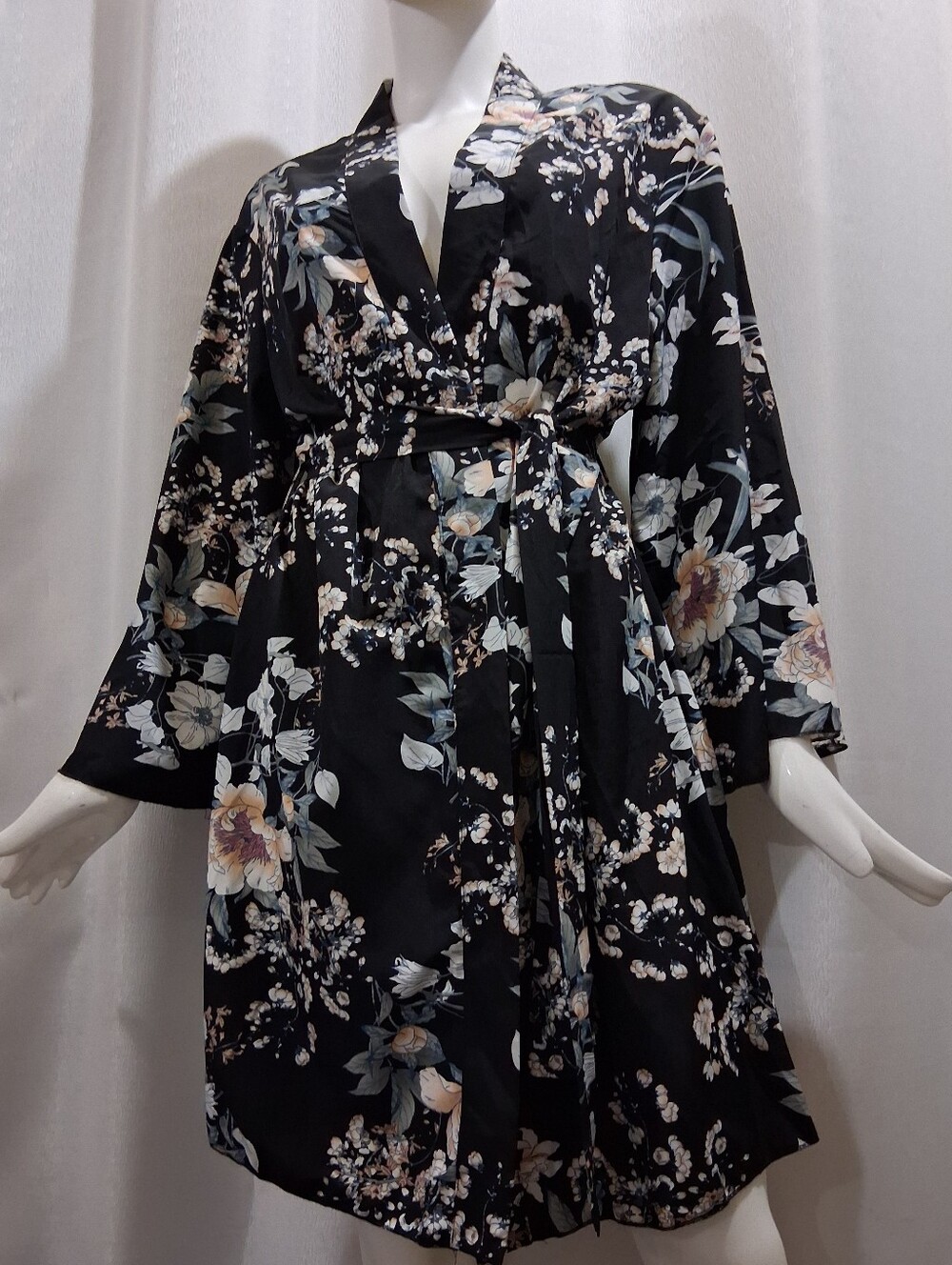 Floral Cotton Kimono Robe - Black